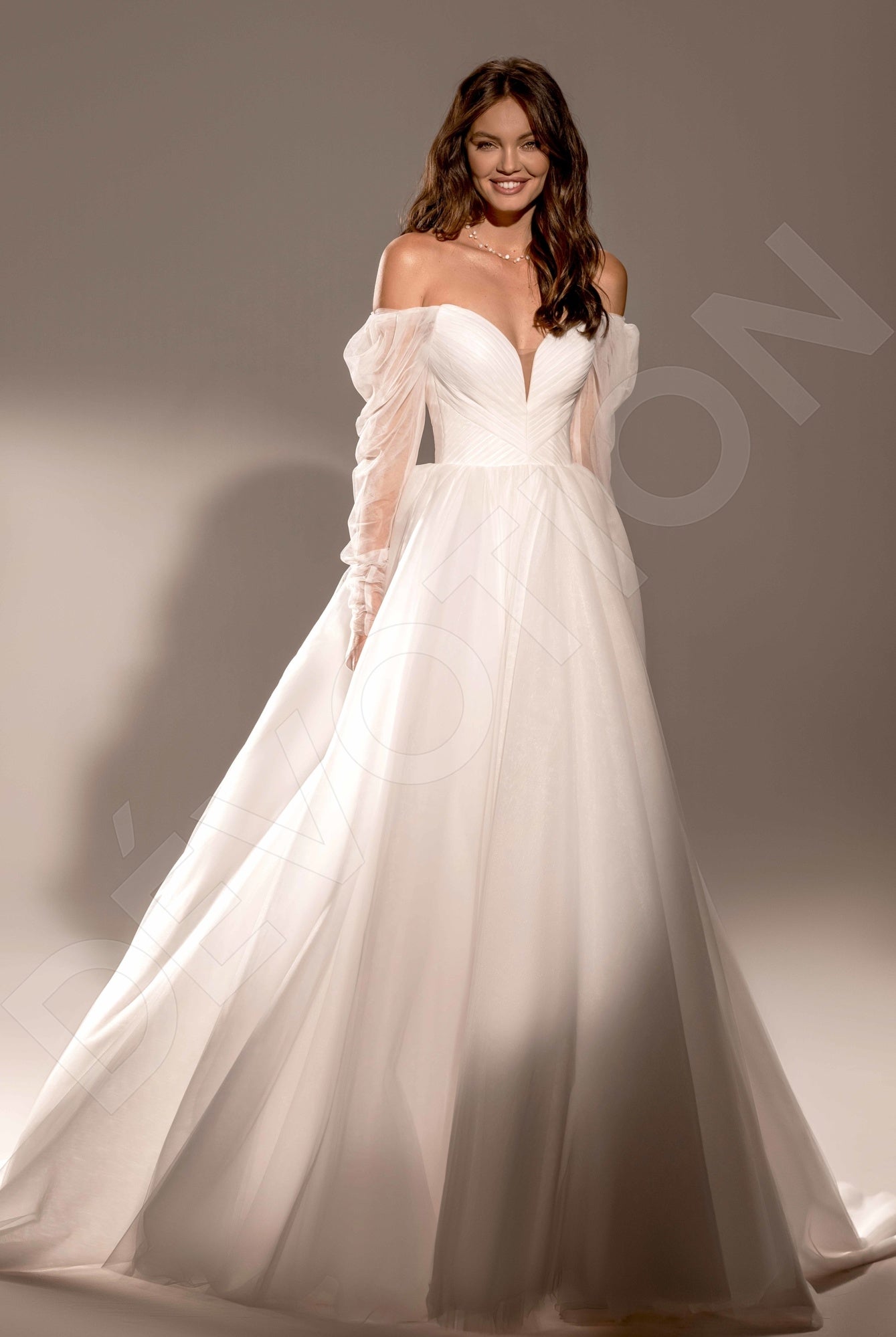 Miana Princess/Ball gown Off-shoulder/Drop shoulders Ivory Wedding dress