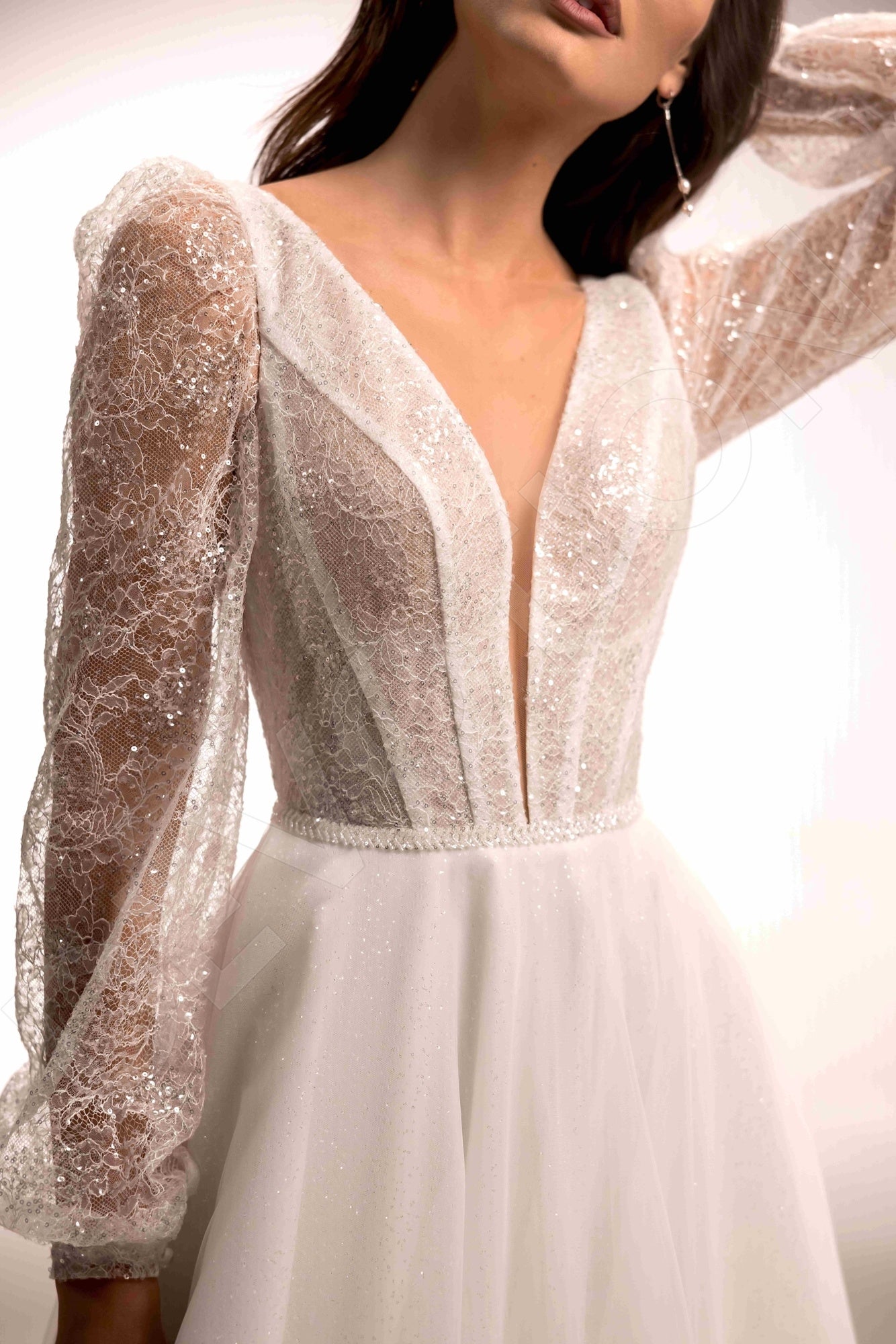 Raya A-line Deep V-neck Ivory Wedding dress