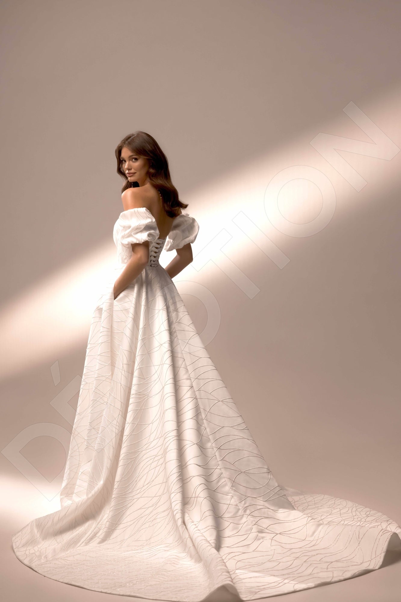 Sonela A-line Sweetheart Ivory Wedding dress