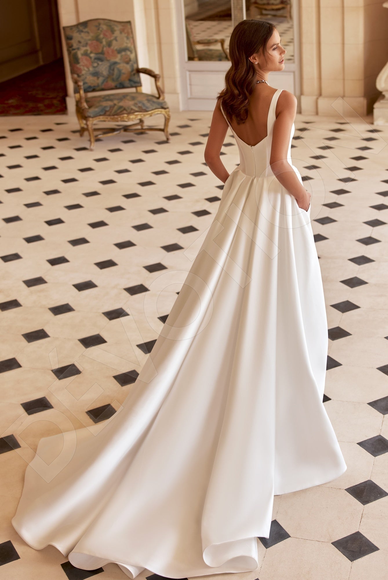 Veronela A-line Square Milk Wedding dress