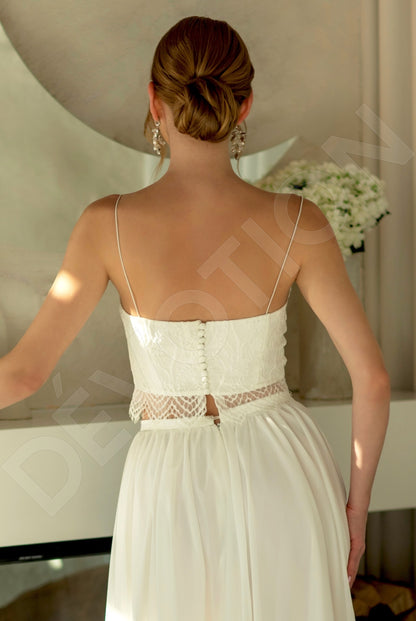 Asiya A-line V-neck Milk Wedding dress