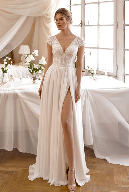 Juliena A-line V-neck Milk Wedding dress