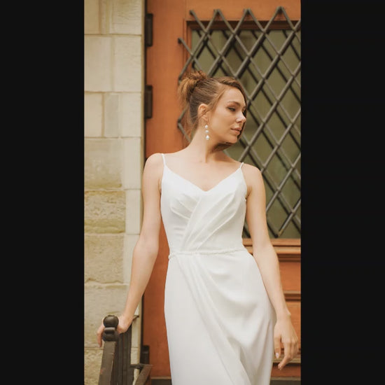 Izibil A-line V-neck Milk Wedding dress