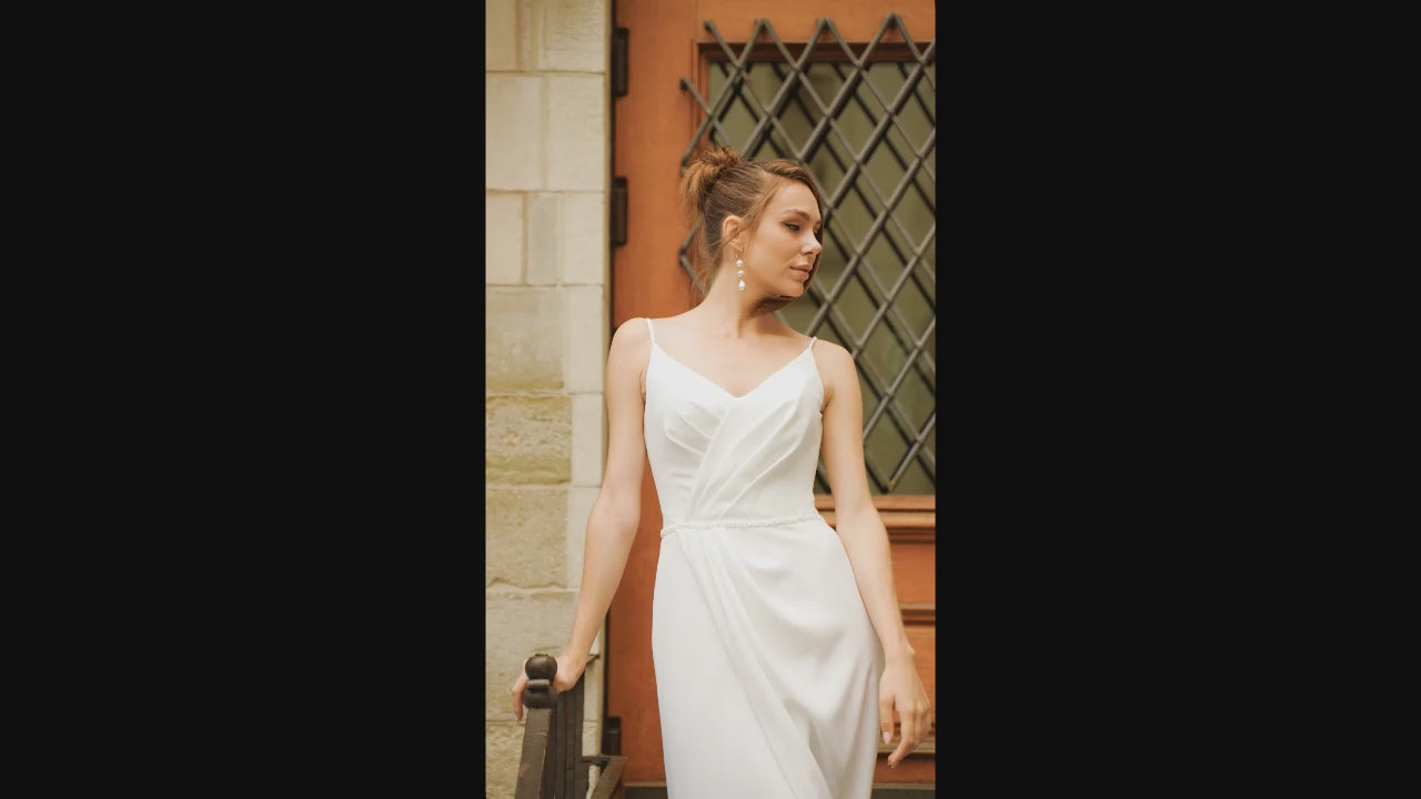 Izibil A-line V-neck Milk Wedding dress video
