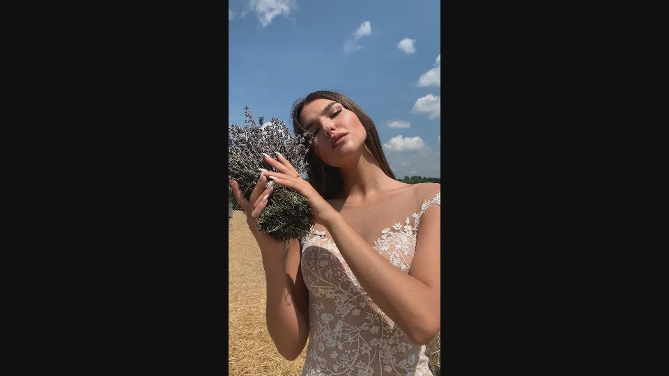 Martine Trumpet/Mermaid Illusion Ivory Cappuccino Wedding dress video