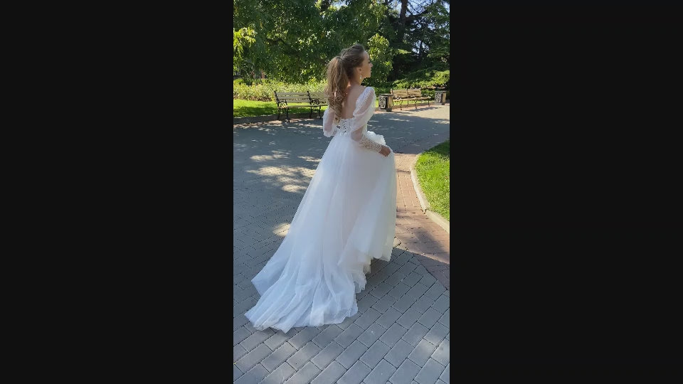Zinovia A-line Sweetheart Milk Wedding dress video