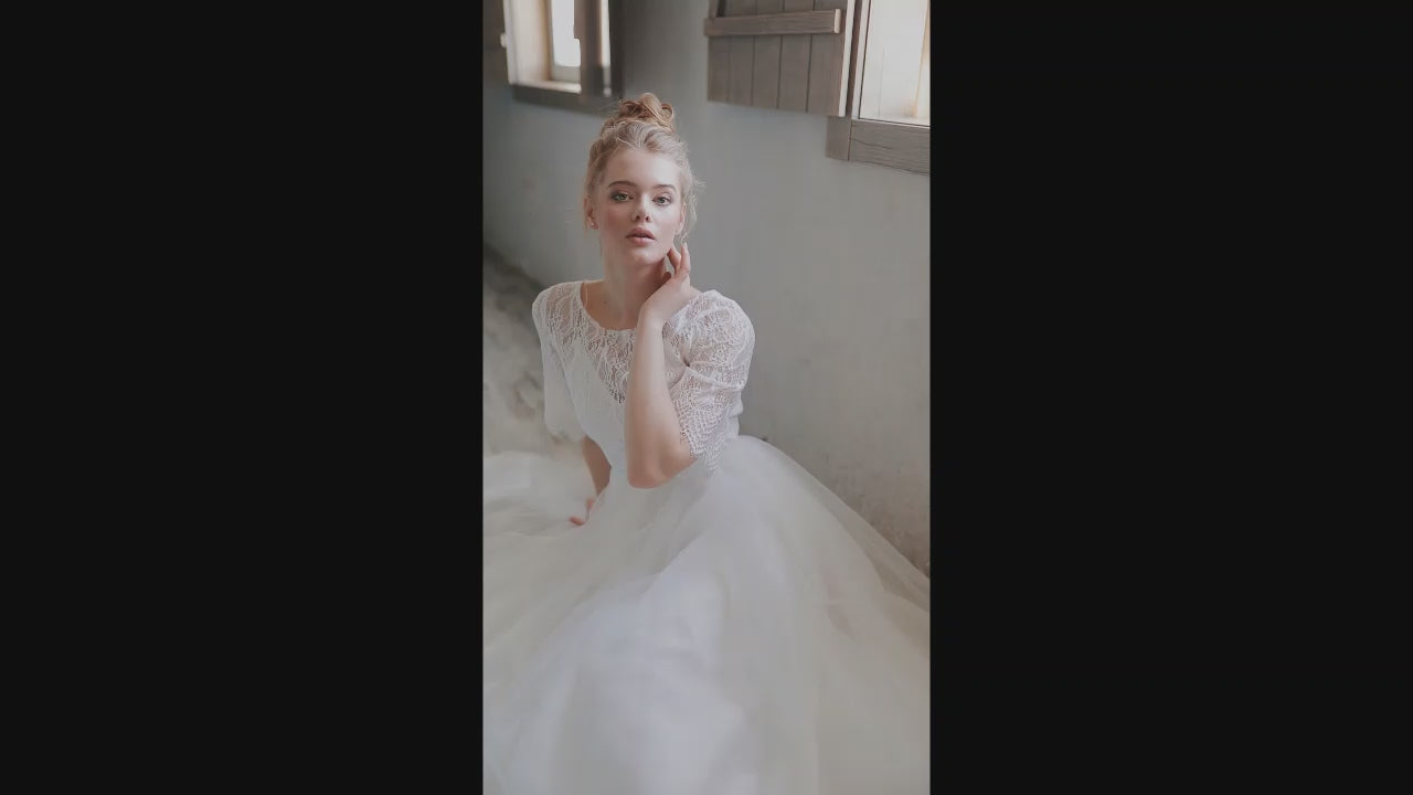 Lucifiela A-line Scoop Milk Wedding dress