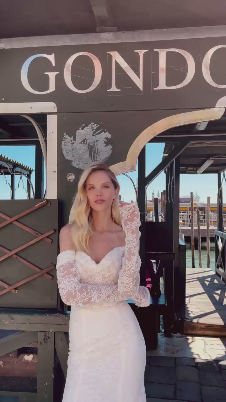Astra Trumpet/Mermaid Off-shoulder/Drop shoulders Ivory Nude Wedding dress video