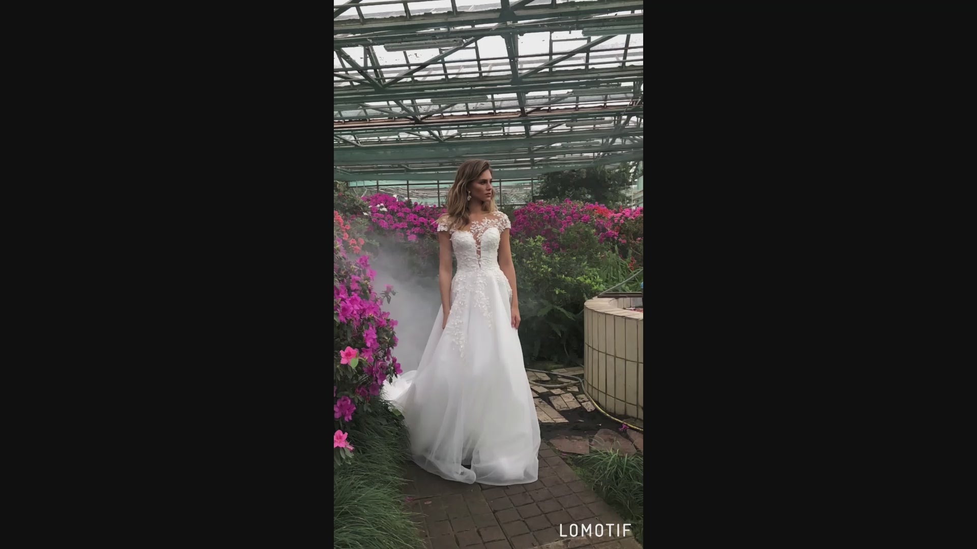Kesidi A-line Boat/Bateau Ivory Wedding dress video