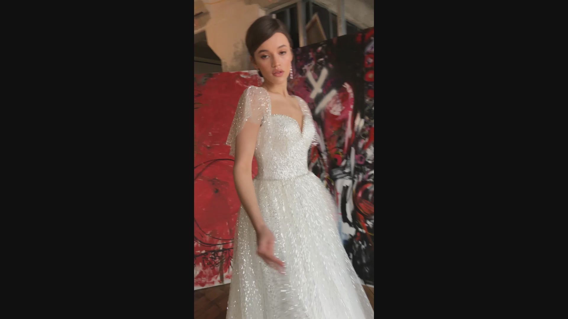 Elina A-line Sweetheart Ivory Wedding dress video
