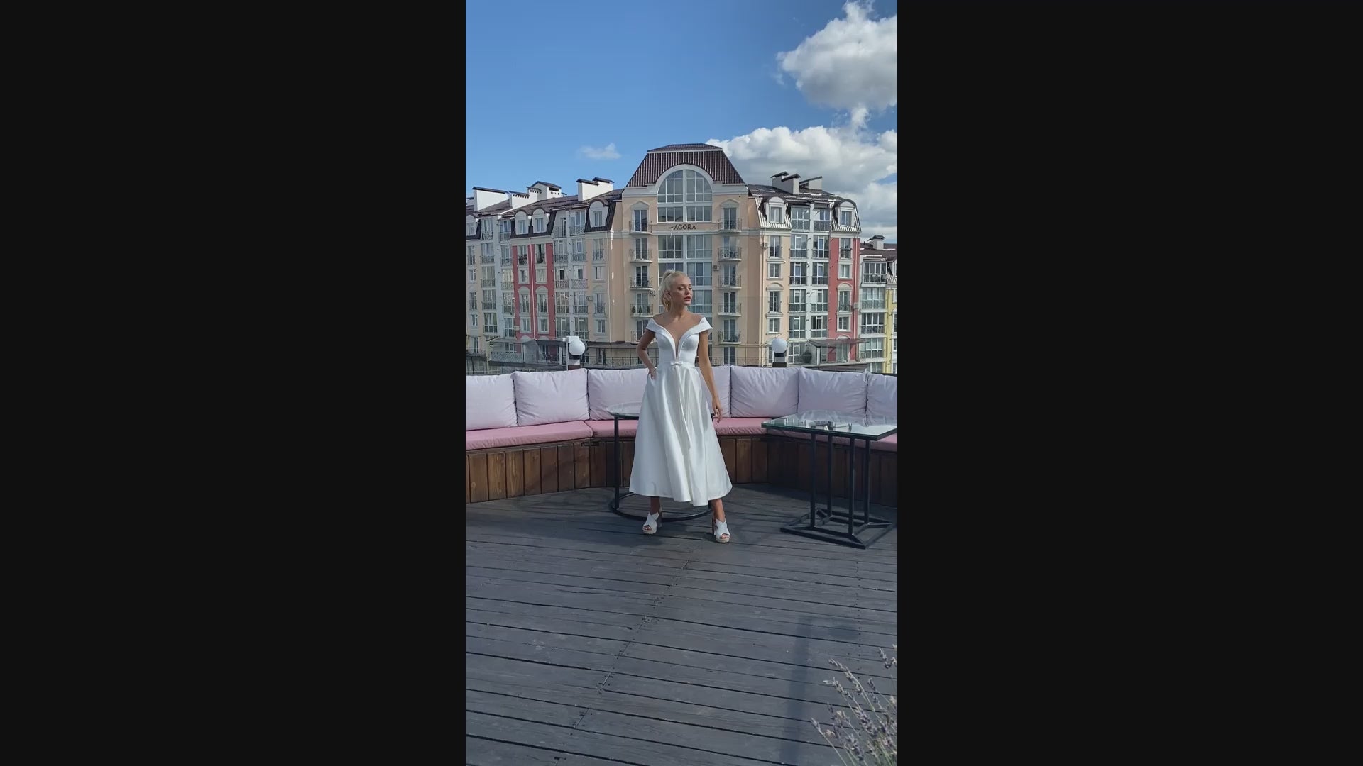 Inara A-line Illusion Lightivory Wedding dress
