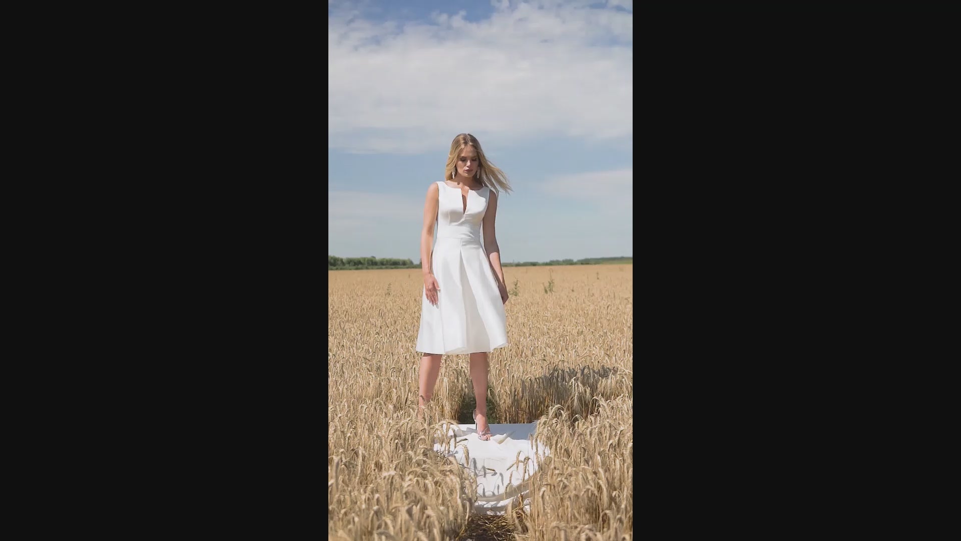 Gracyn A-line Jewel Ivory Wedding dress video