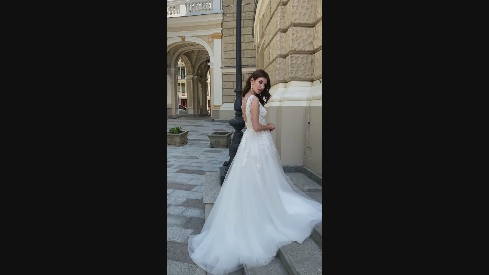 Ibris A-line V-neck Ivory Wedding dress video