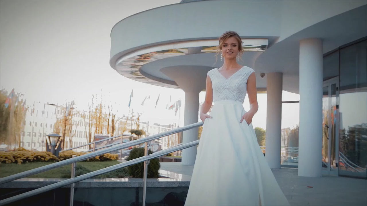Tabitha A-line V-neck LightMilk Wedding dress video
