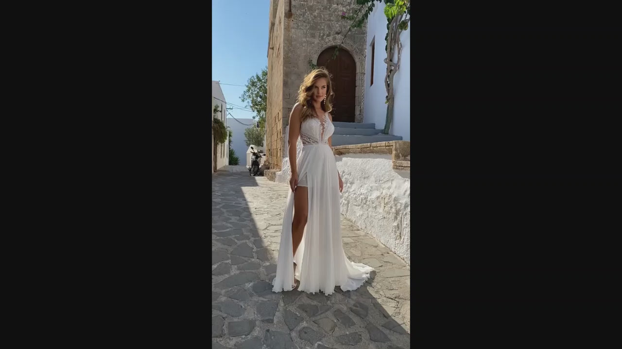 Siri A-line Illusion Milk Wedding dress video