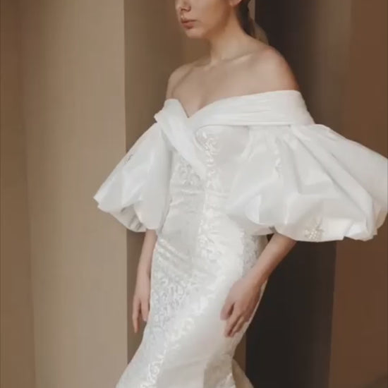 Dalana Trumpet/Mermaid Off-shoulder/Drop shoulders Milk Wedding dress