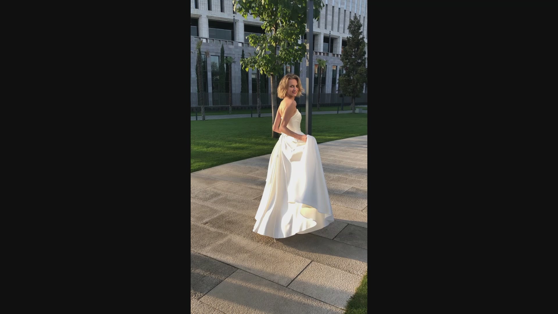 Jana A-line Sweetheart Ivory Wedding dress