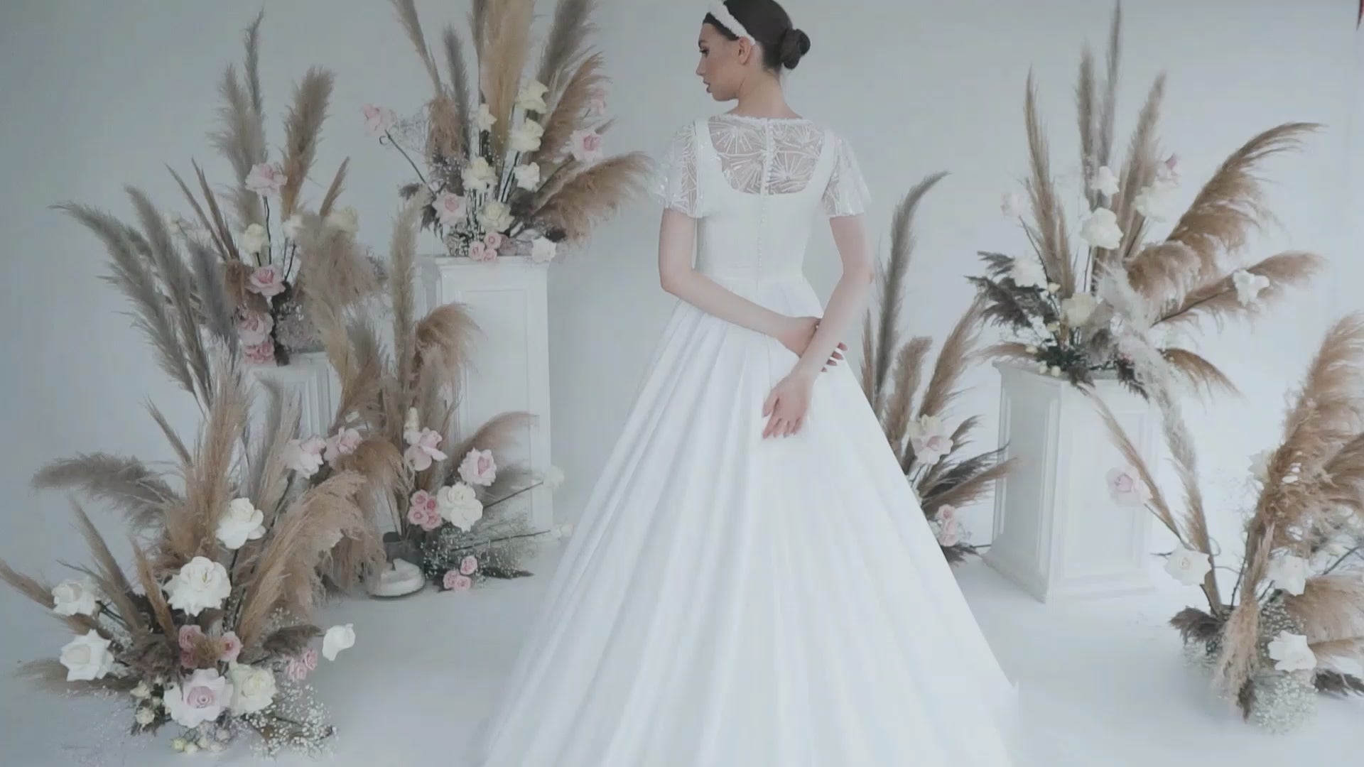 Vidalia A-line Scoop Lightivory Wedding dress video