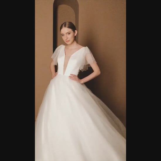 Envilla Princess/Ball Gown V-neck Milk Wedding dress