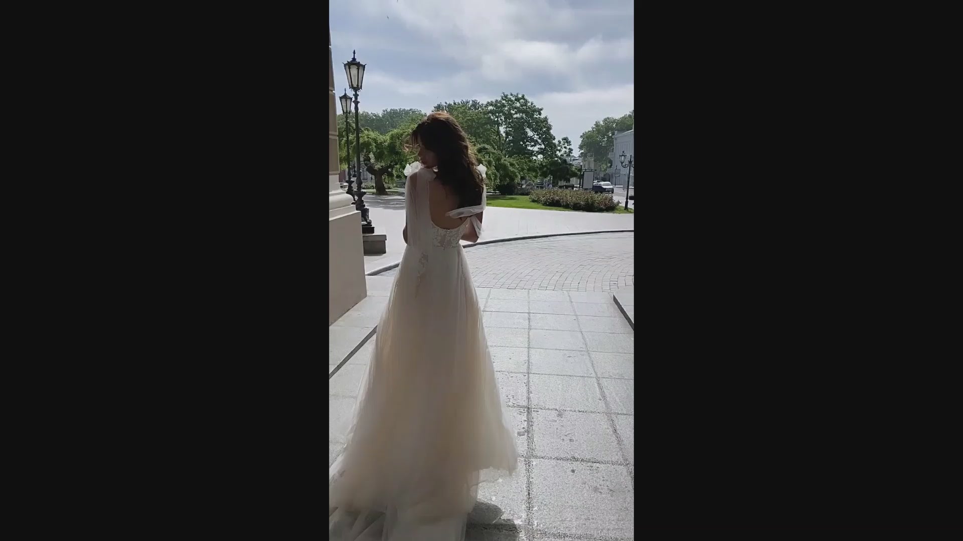 Orfeya A-line V-neck Milk Cappuccino Wedding dress video