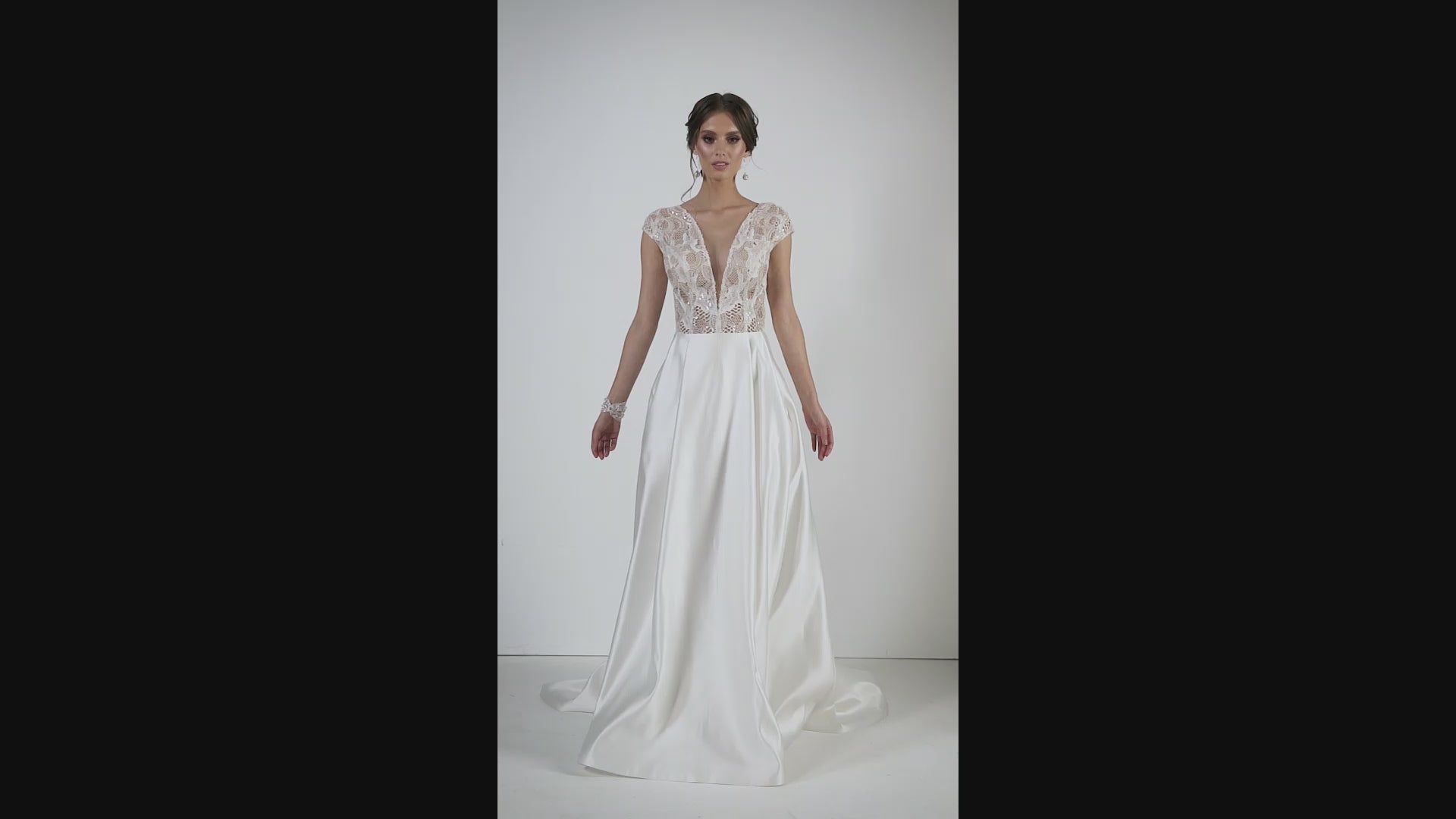 Anipe A-line Illusion Ivory Wedding dress video