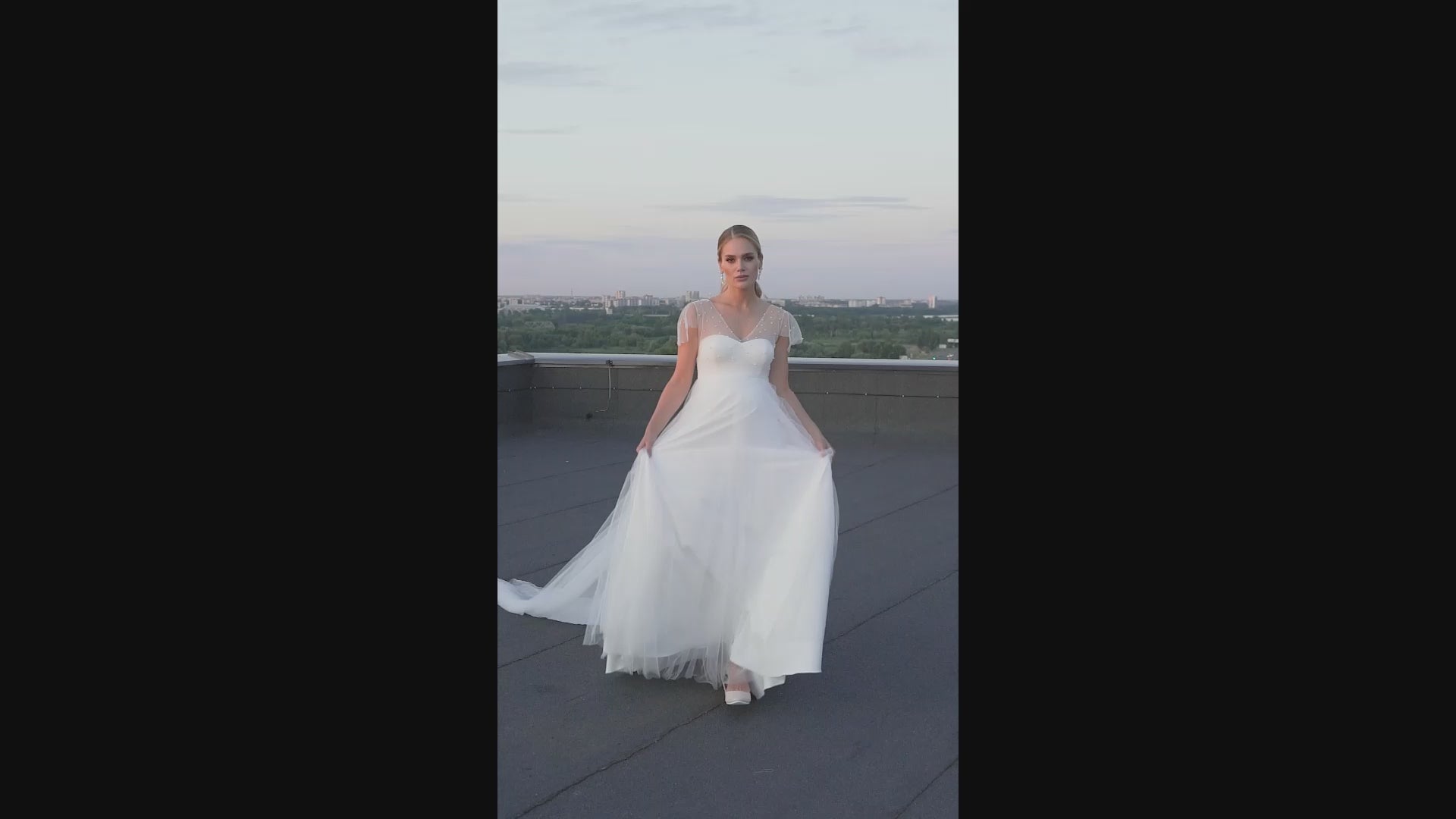 Stelly A-line V-neck Ivory Wedding dress video