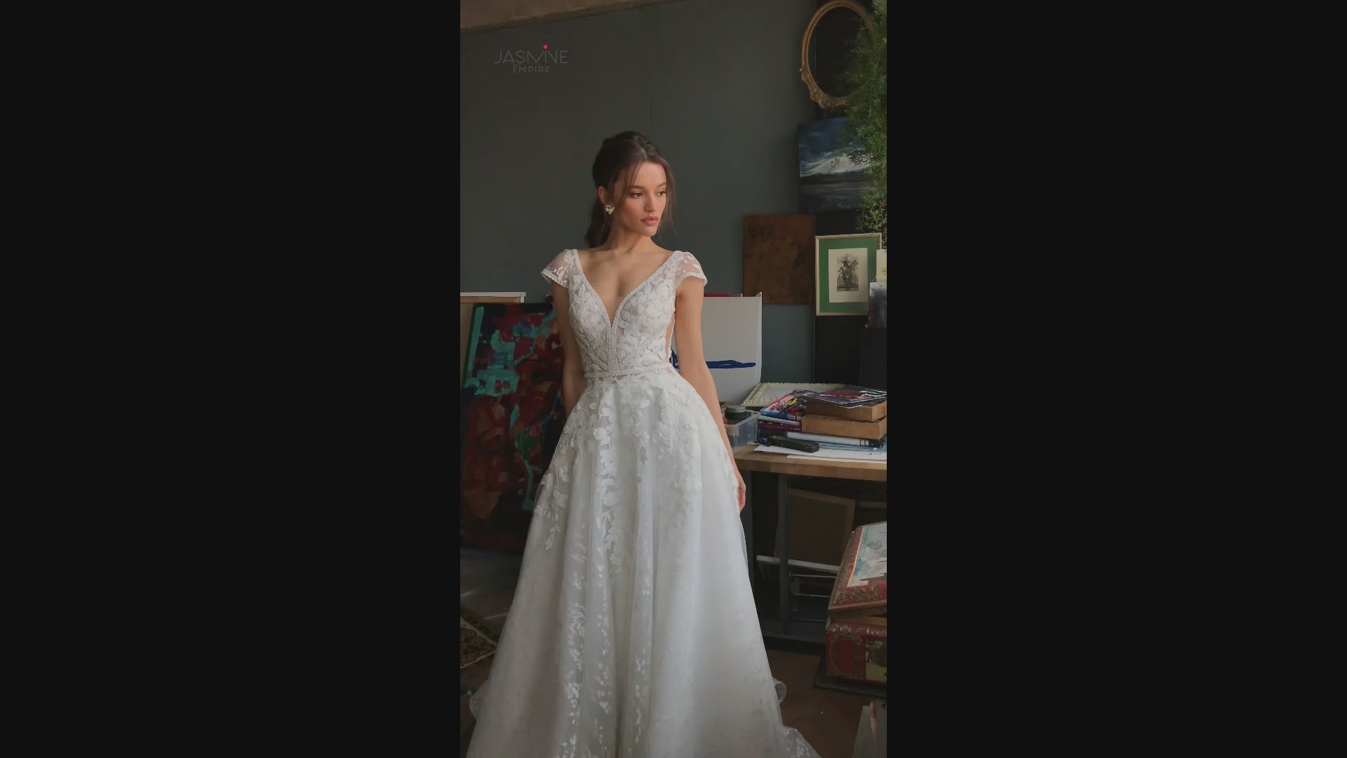 Payton A-line Deep V-neck Ivory Wedding dress video