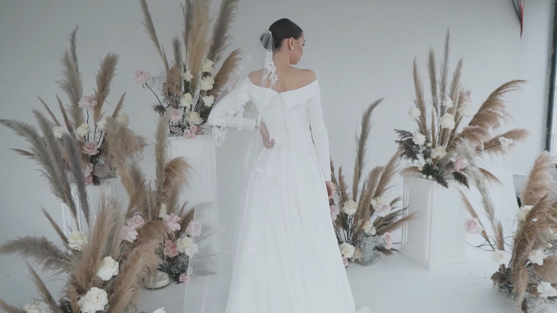 Malani A-line Off-shoulder/Drop shoulders Lightivory Wedding dress video