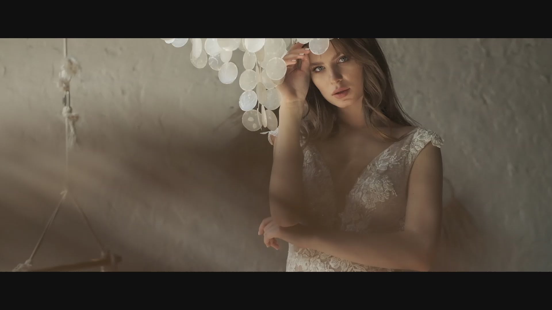 Vanella Trumpet/Mermaid Deep V-neck Milk Cappuccino Wedding dress video