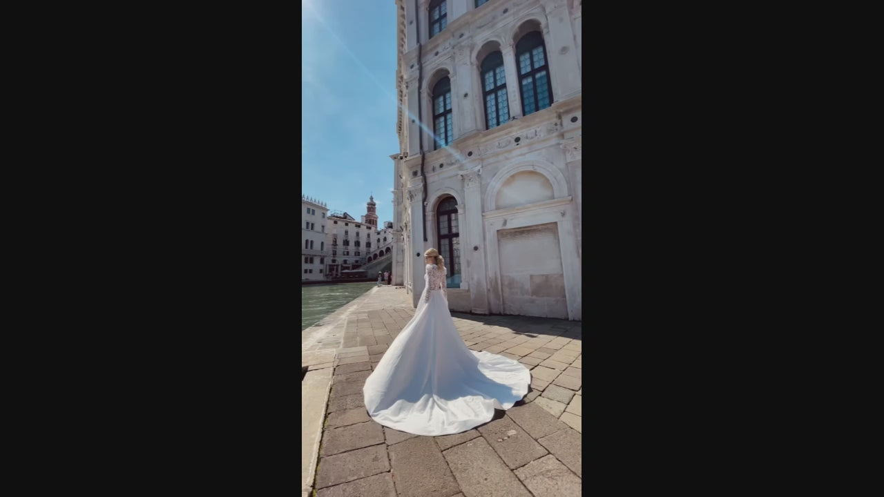Seya A-line Deep V-neck Ivory Wedding dress video
