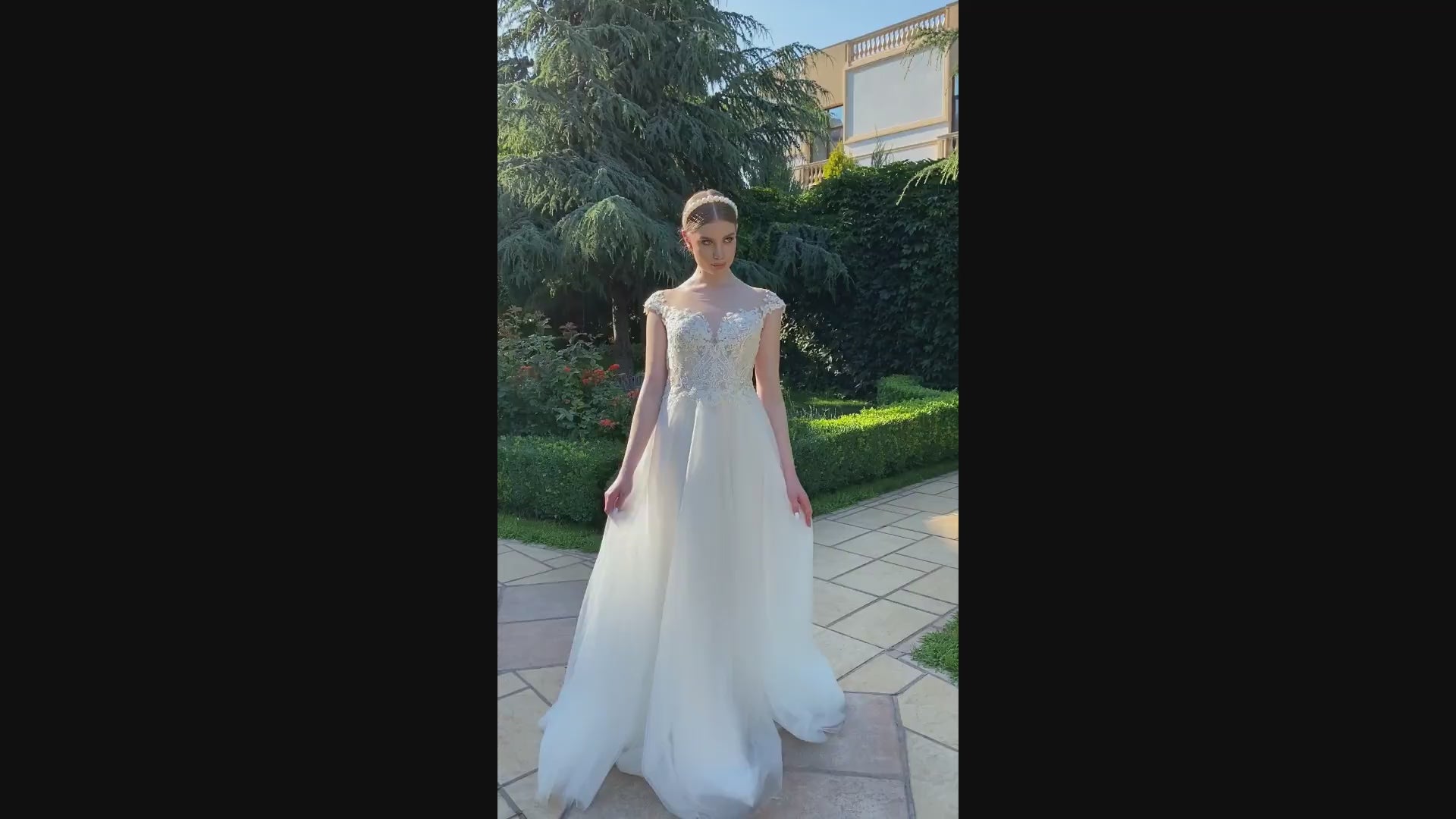 Lotinna A-line Illusion Milk Nude Wedding dress video