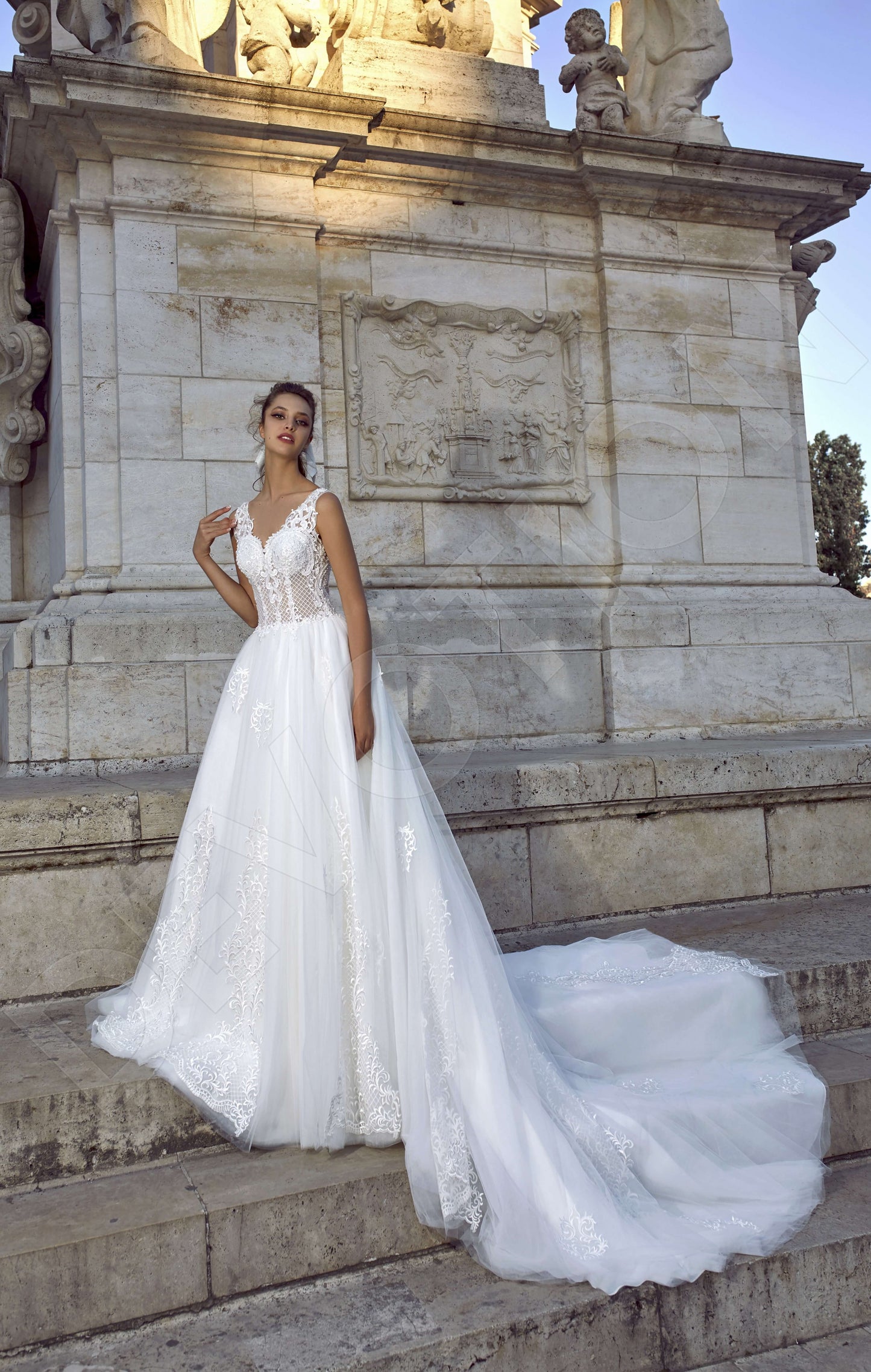 Maurinia Open back A-line Sleeveless Wedding Dress 4