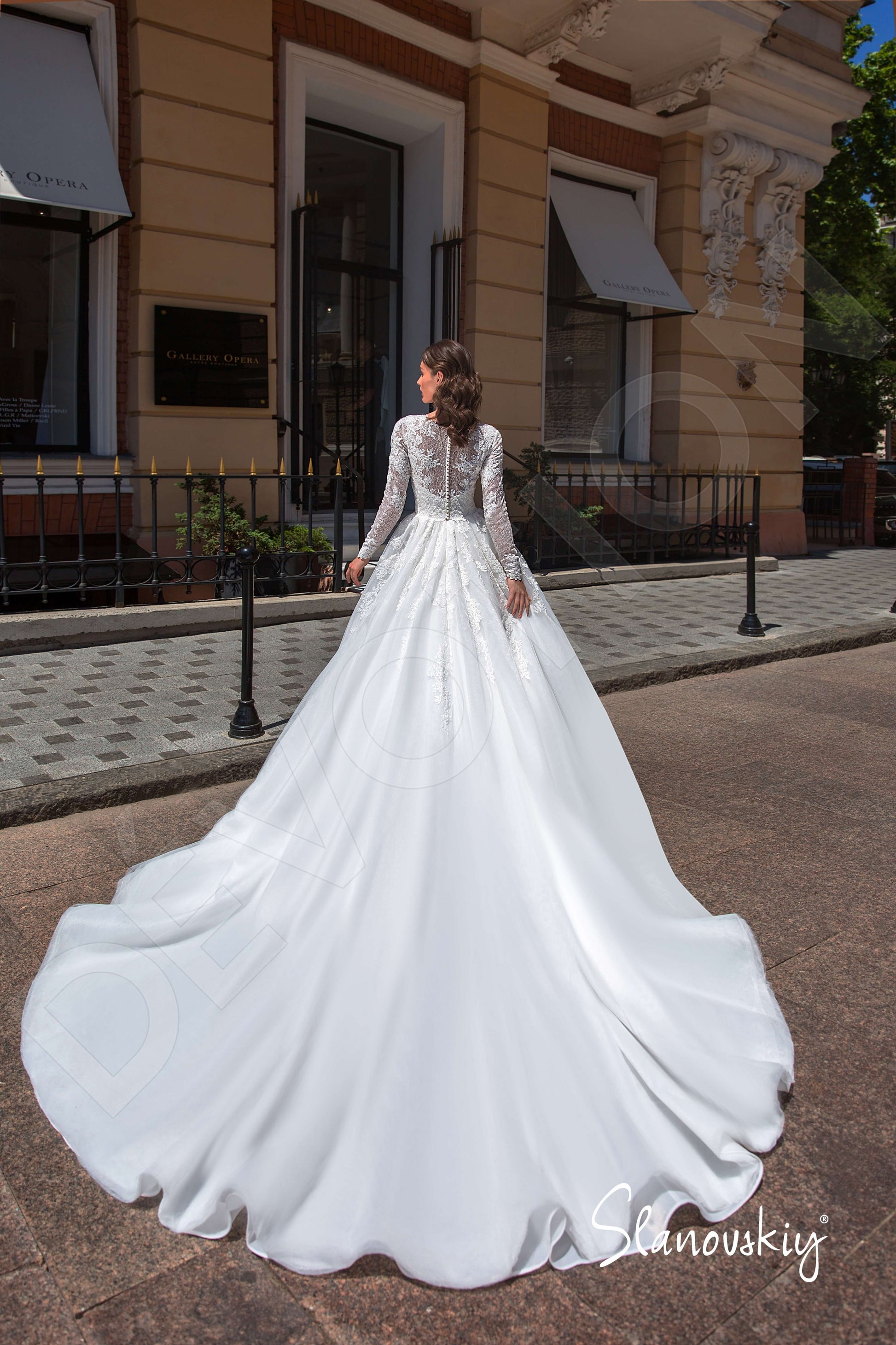 Cecilly Princess/Ball Gown Jewel Ivory Milk Wedding dress