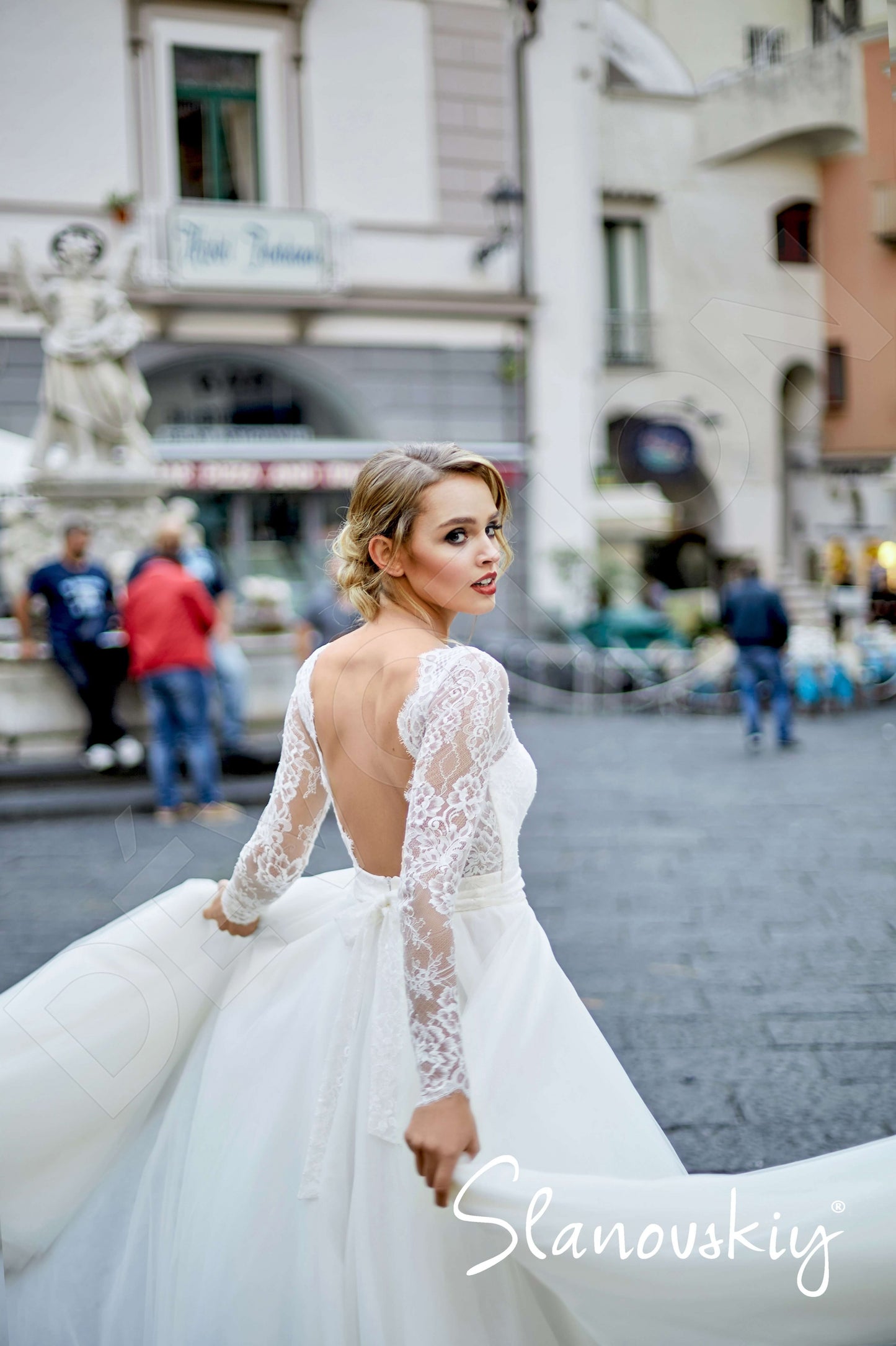 Venla Open back A-line Long sleeve Wedding Dress 2