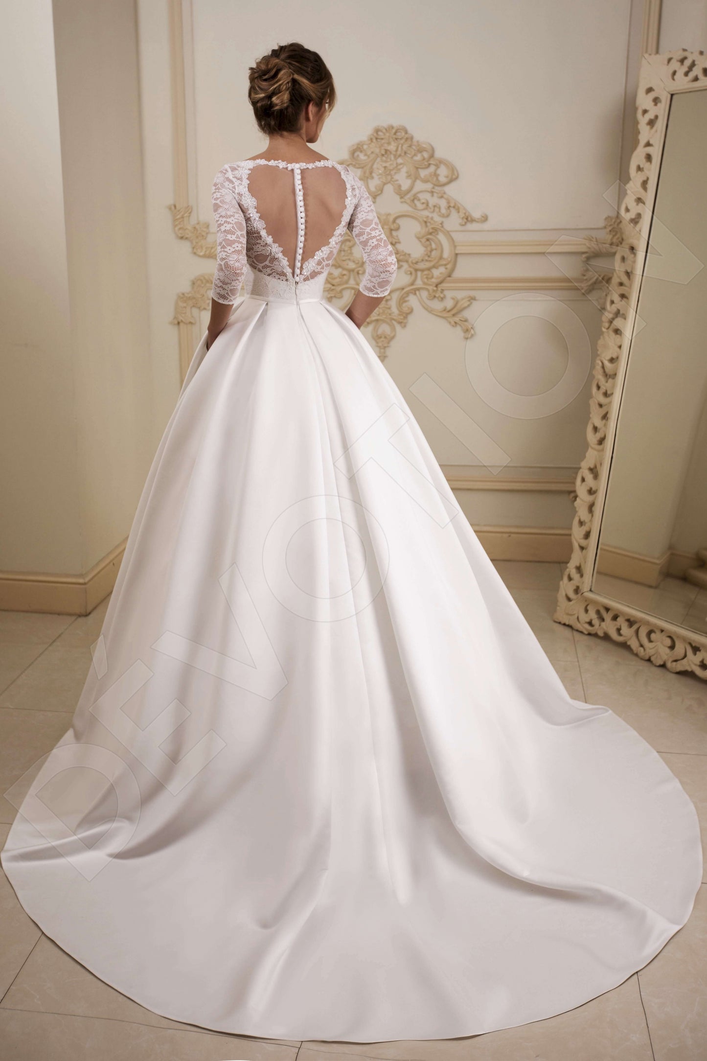 Cassey Full back A-line 3/4 sleeve Wedding Dress Back
