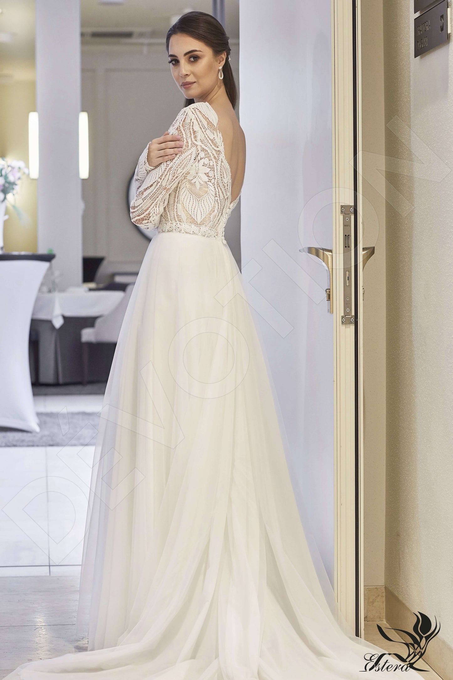 Samar Open back A-line Long sleeve Wedding Dress Back