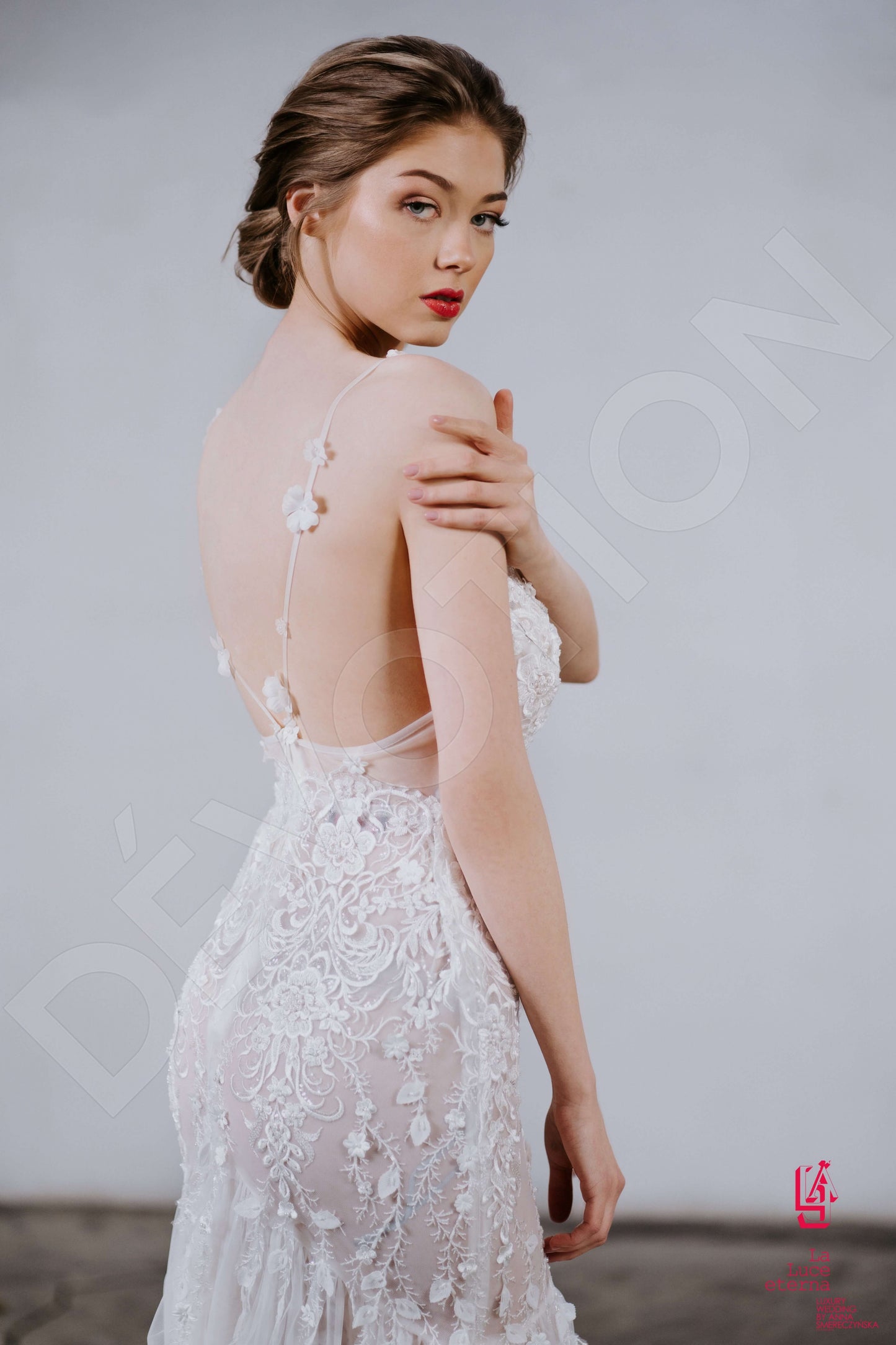Zenova Open back Trumpet/Mermaid Straps Wedding Dress 3
