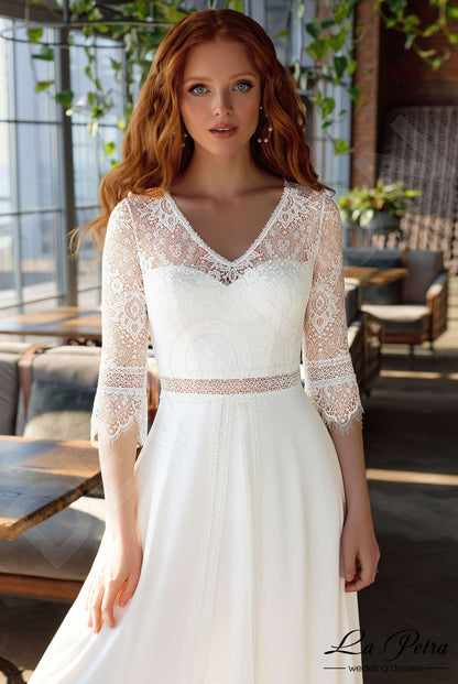 Hetti Full back A-line 3/4 sleeve Wedding Dress 2