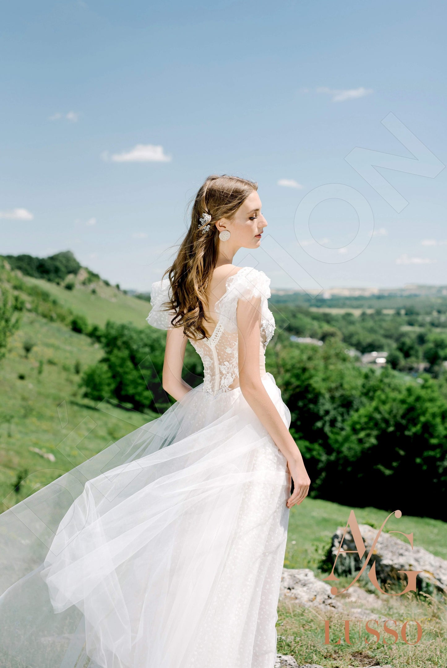 Edwina Open back A-line Short/ Cap sleeve Wedding Dress 10
