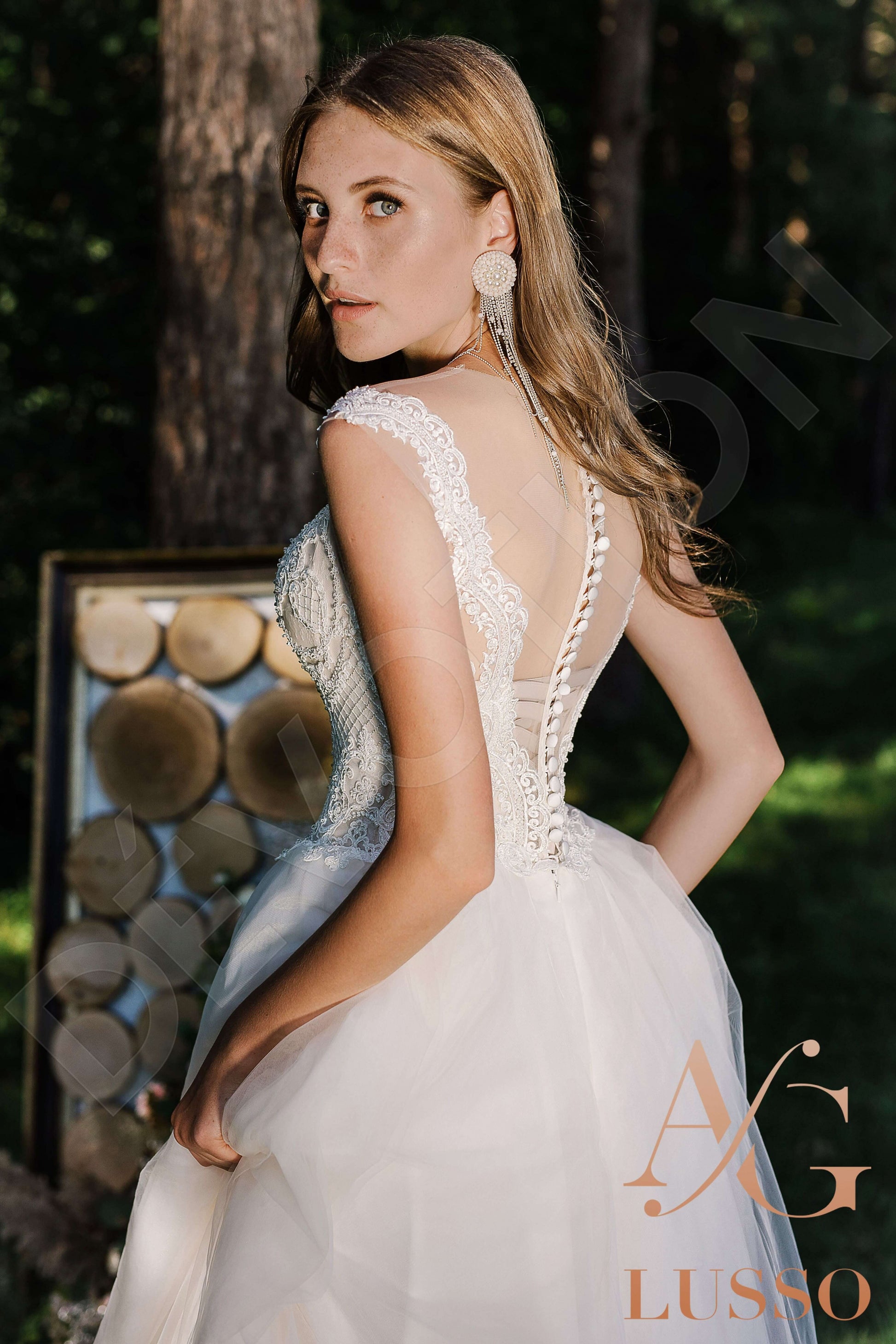 Sigourney A-line Illusion Milk Caramel Wedding dress