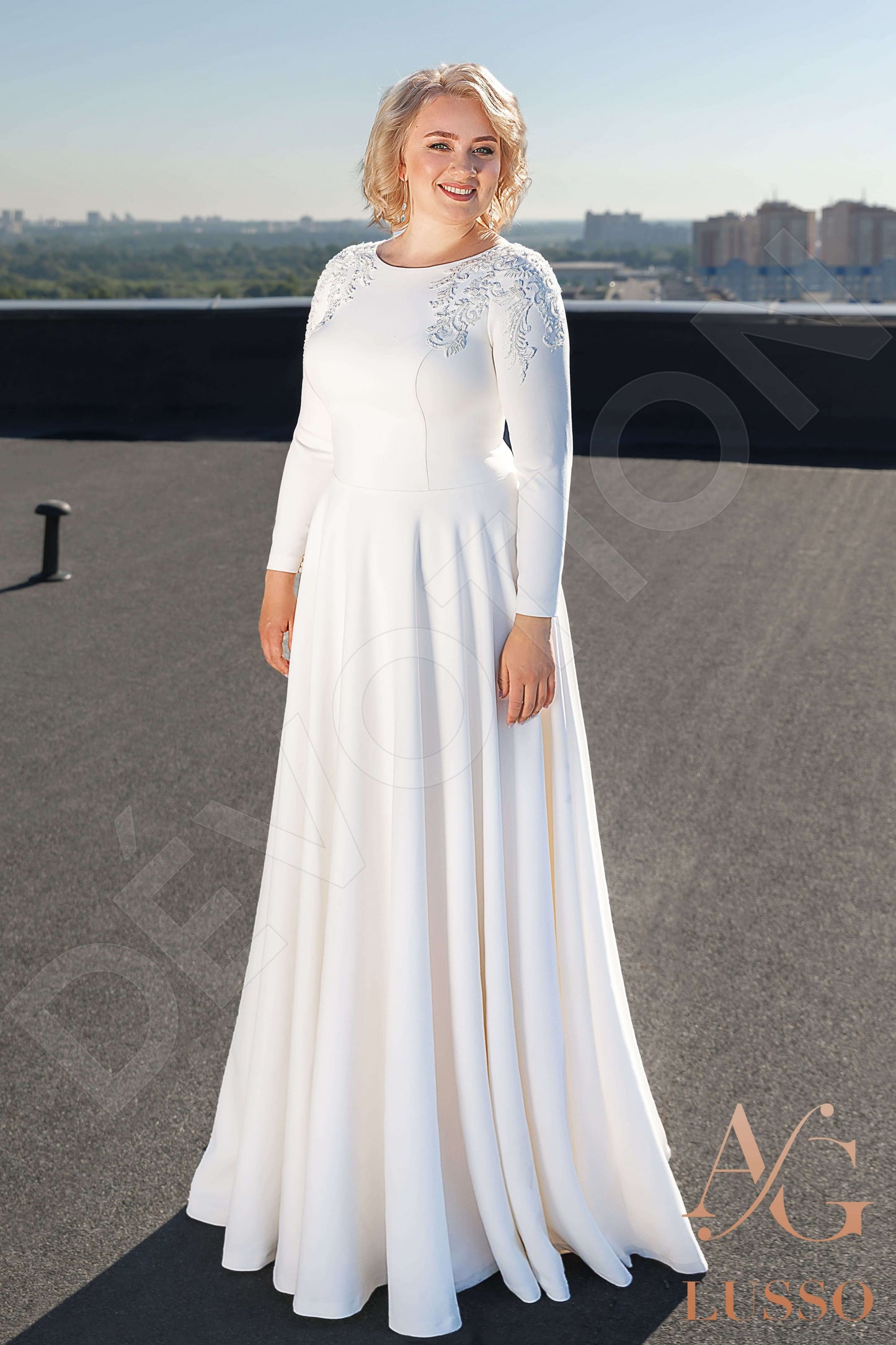 Lucinda Full back A-line Long sleeve Wedding Dress Front