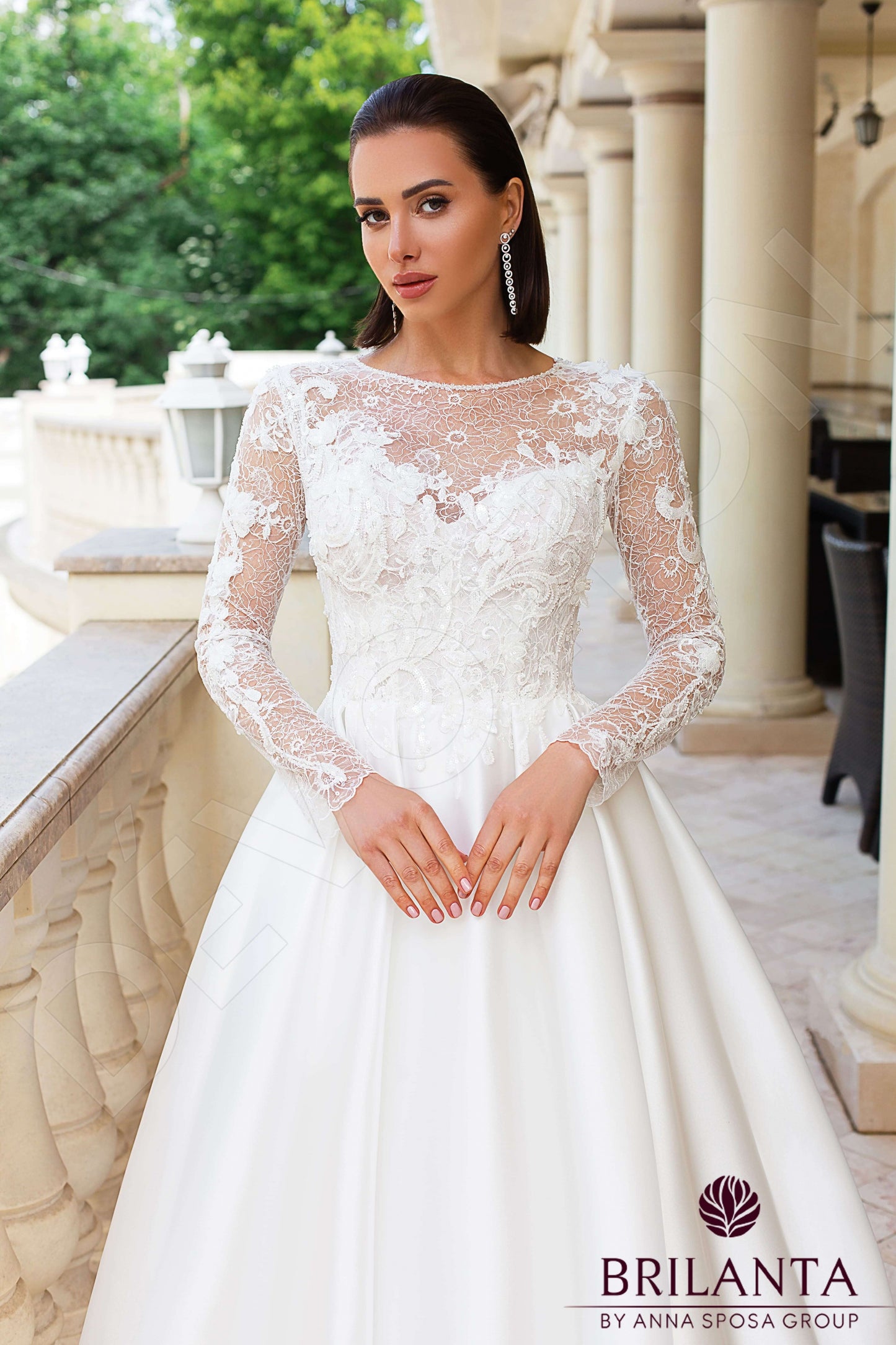 Vilette Full back A-line Long sleeve Wedding Dress 2