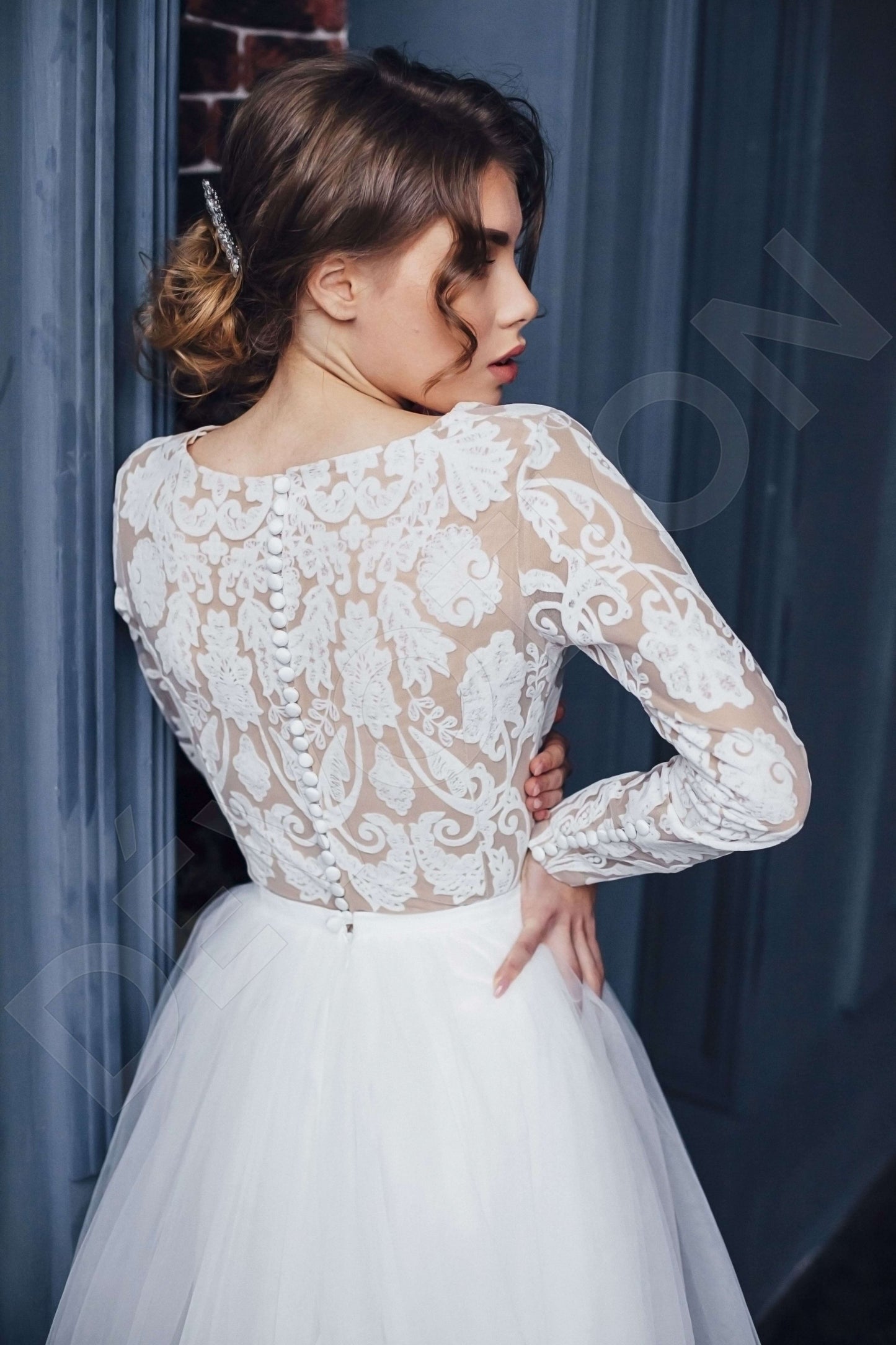 Mellisa Full back A-line Long sleeve Wedding Dress Back