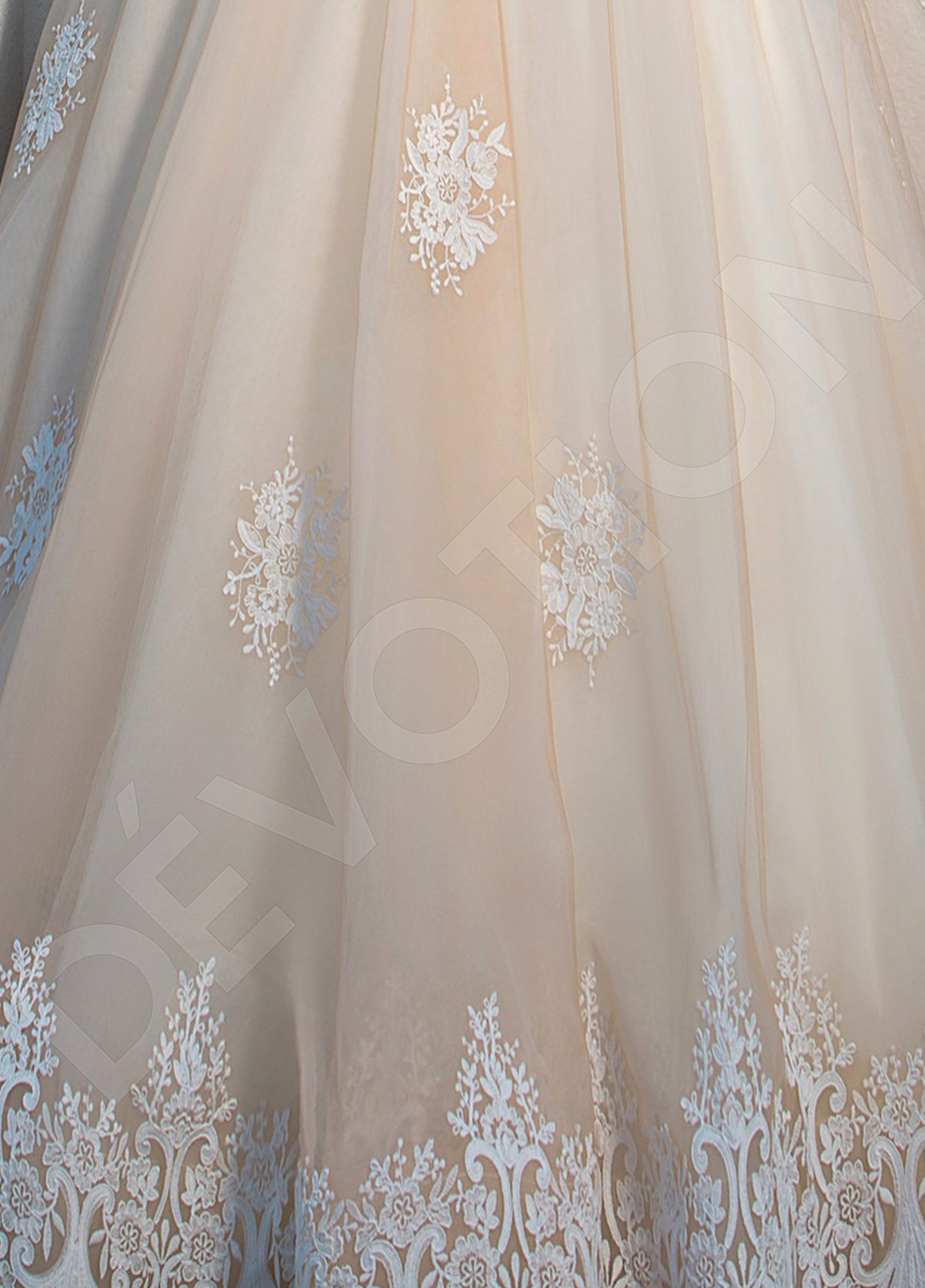 Giovanna Princess/Ball Gown Illusion Milk Cappuccino Wedding dress