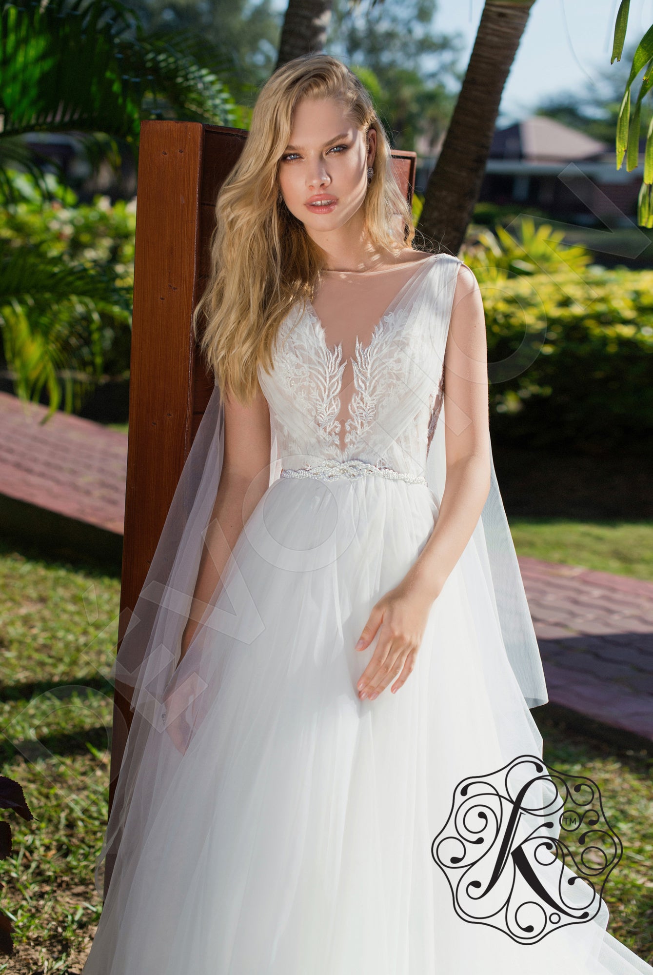 Evria Illusion back A-line Sleeveless Wedding Dress 2