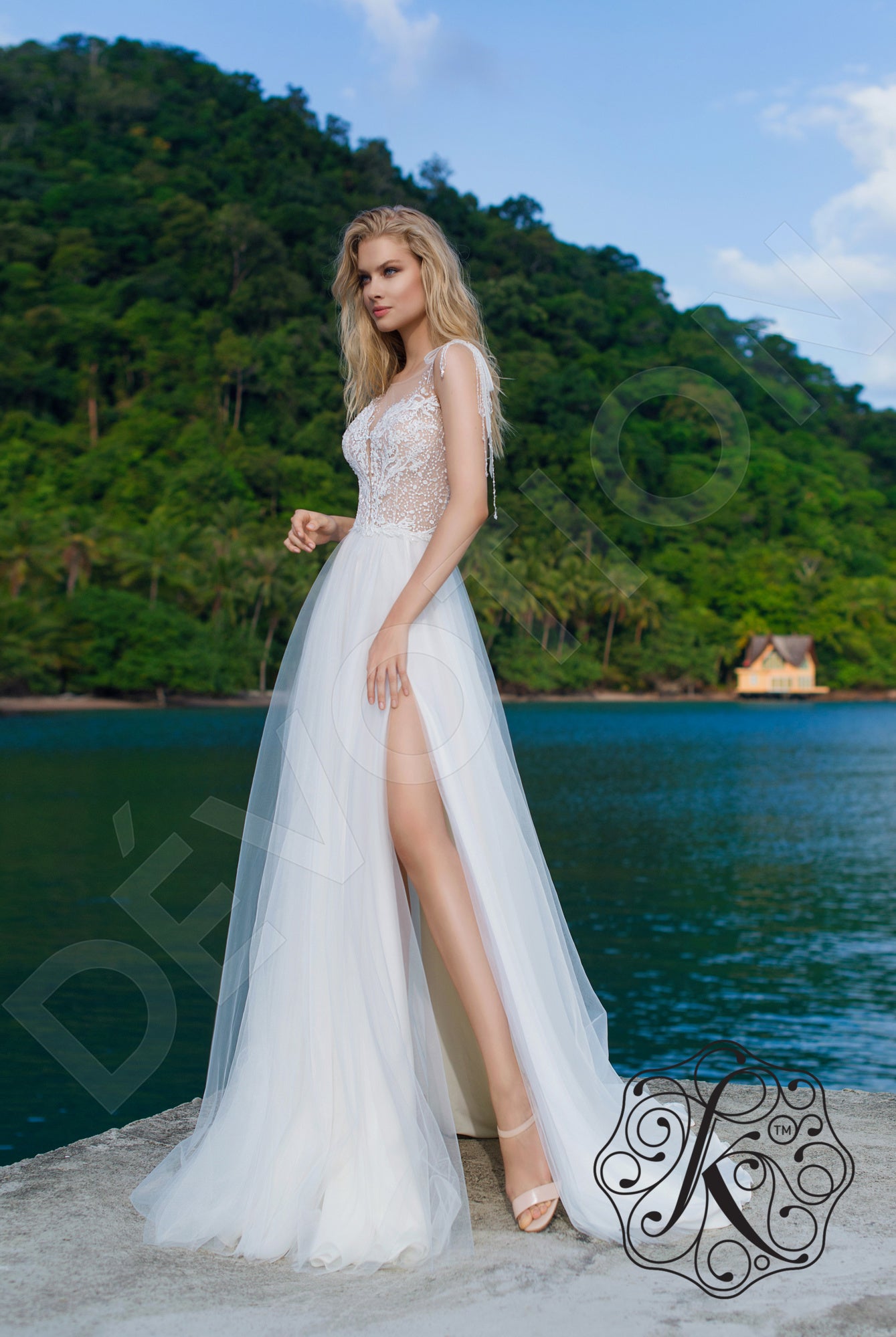 Ivalana A-line Illusion Milk Wedding dress