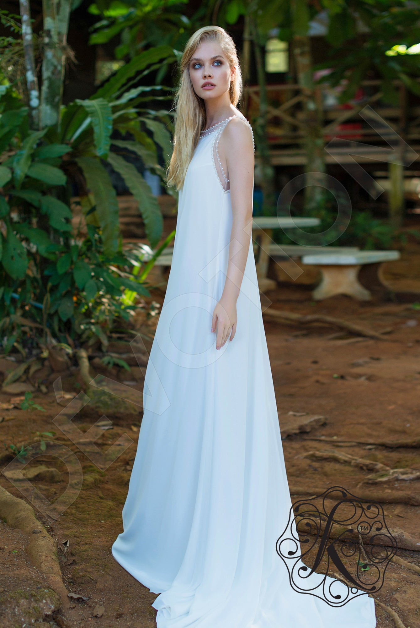 Kveilin Full back A-line Sleeveless Wedding Dress Back