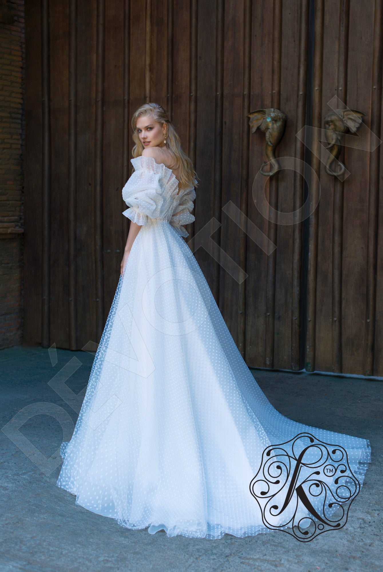 Lidiana A-line Off-shoulder/Drop shoulders Milk Wedding dress