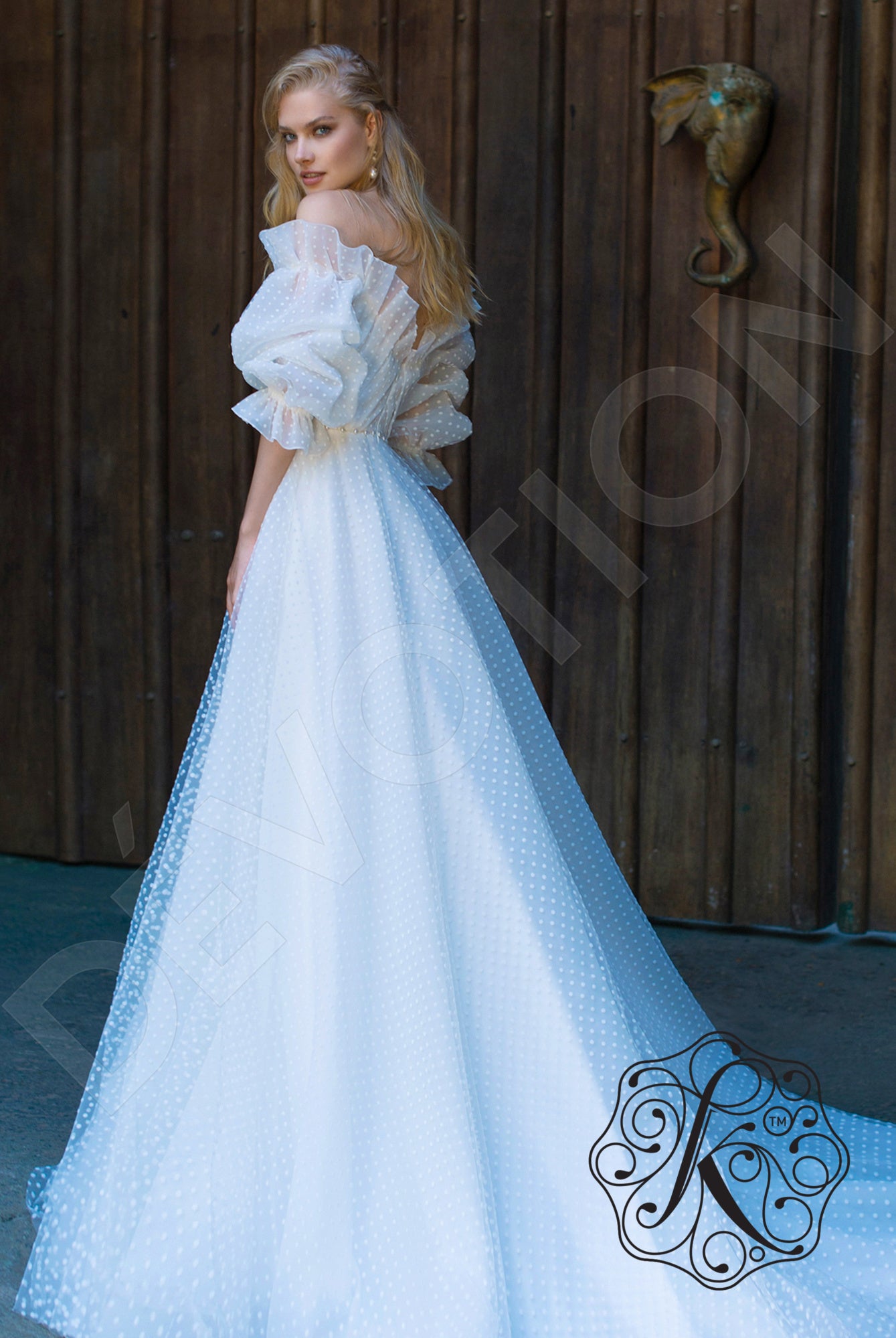 Lidiana A-line Off-shoulder/Drop shoulders Milk Wedding dress