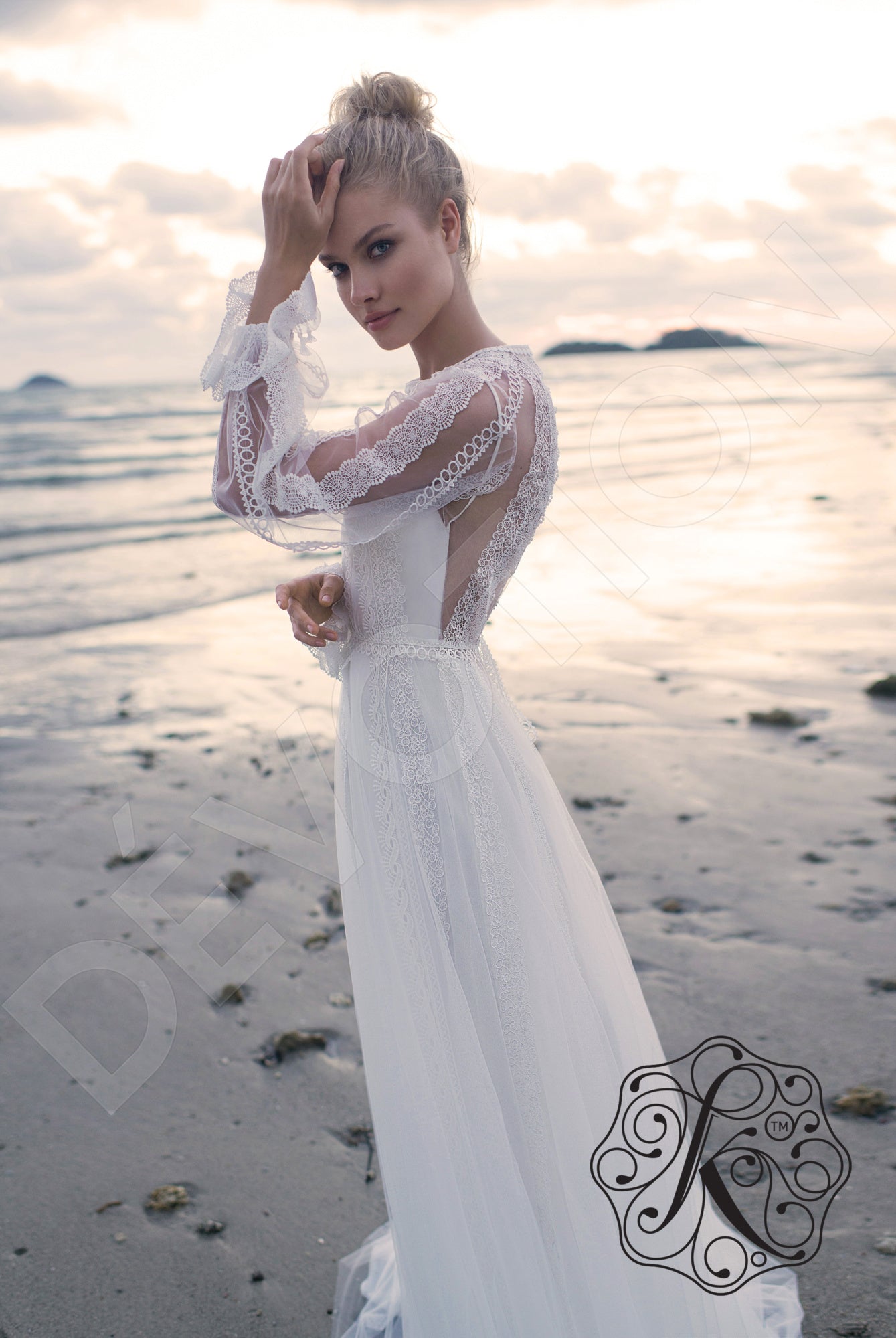 Weiss Full back A-line Long sleeve Wedding Dress 7